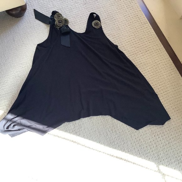 alice + olivia Sleeveless Tunic - Picture 7 of 7